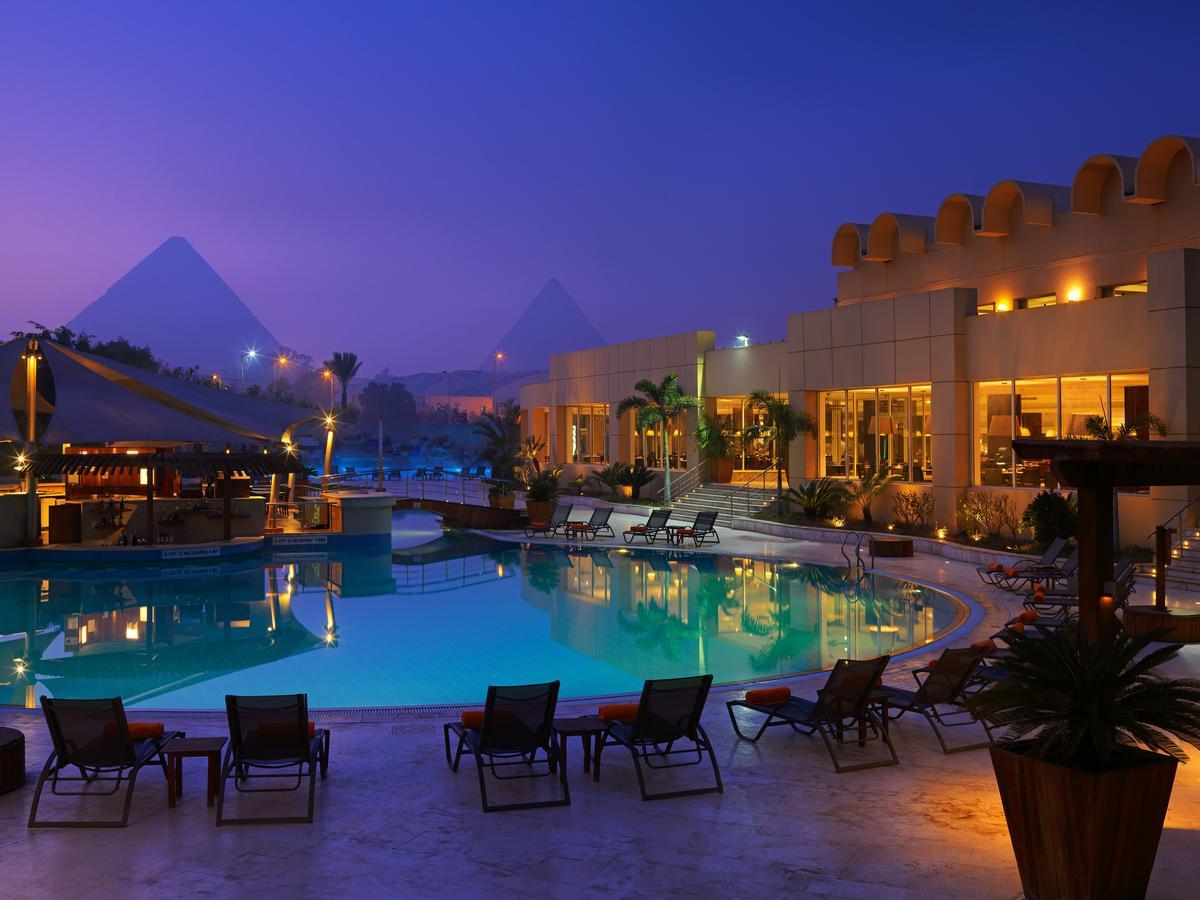 Le Meridien Pyramids Hotel & Spa Giza Экстерьер фото